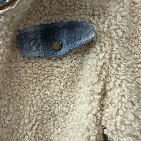 Pendleton Sherpa Full Zip Jacket with Plaid Contrast Trim, Size Small / Child. - Picture 2 of 11